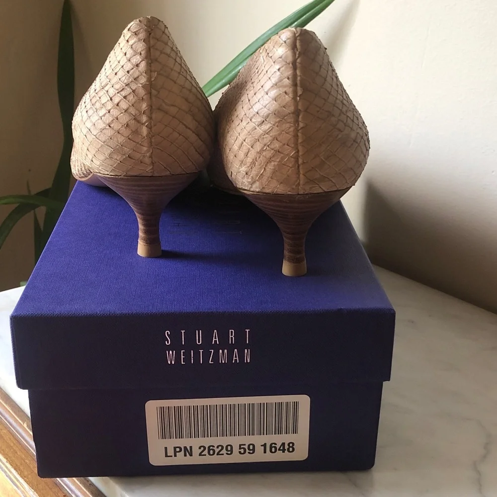 Stuart Weitzman Tan Wood Snake Pointed-Toe Kitten Heels